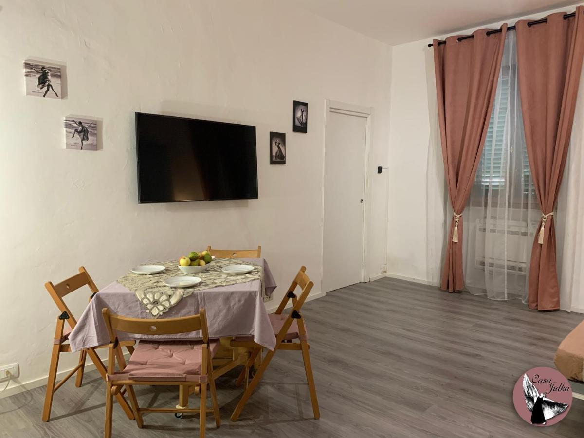 Апартаменты Casa Julka Ливорно Экстерьер фото